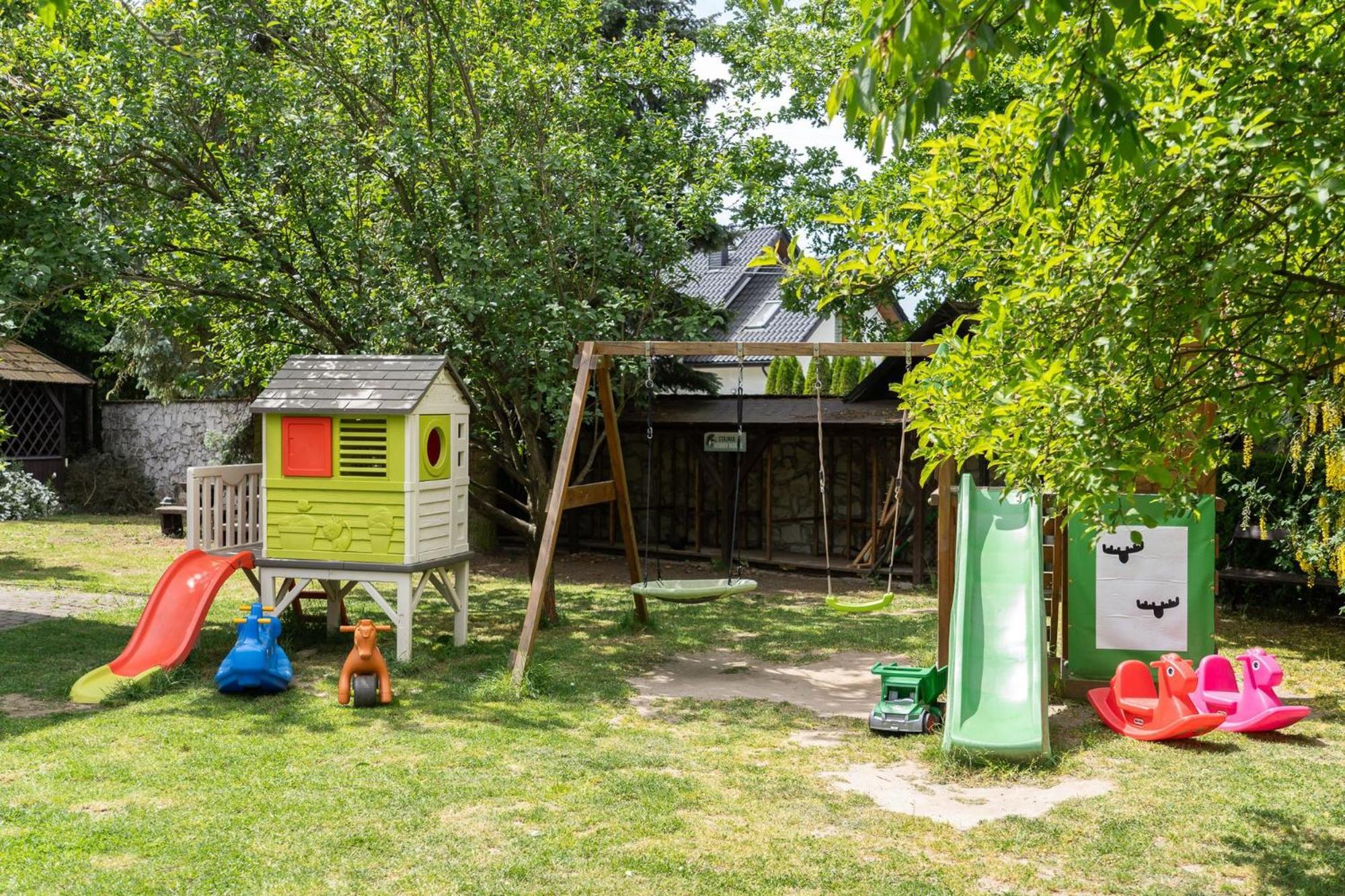 Apartamenty W Dworku Cheval Cracóvia Exterior foto